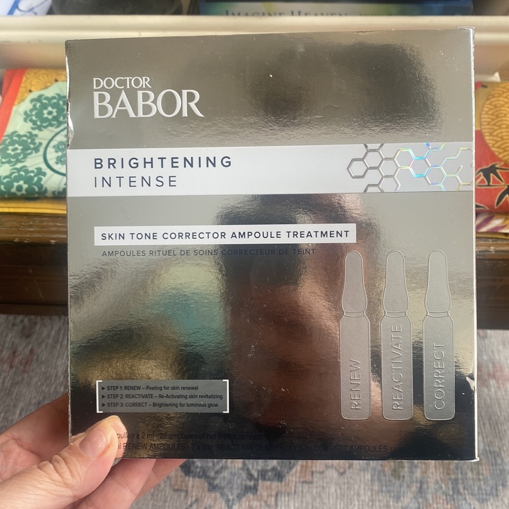 Babor Skin Tone Corrector Ampoule Treatment 28 x 2ml - new in box